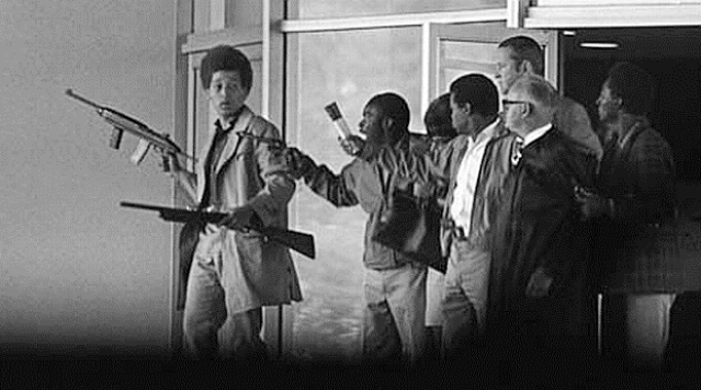 Jonathan-Jackson-17-Soledad-Bros-William-Christmas-James-McClain-Ruchell-Magee-take-judge-prosecutor-3-jurors-hostage-to-waiting-van-0807702